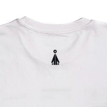 Load image into Gallery viewer, &quot;Remain anon&quot; T-shirt - white

