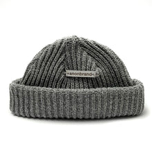 Load image into Gallery viewer, Fisherman beanie - light gray
