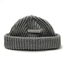 Load image into Gallery viewer, Fisherman beanie - light gray