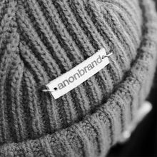 Load image into Gallery viewer, Fisherman beanie - light gray