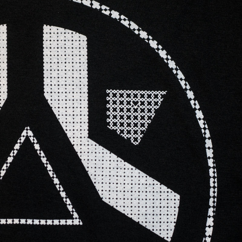 Mioritmic T-shirt